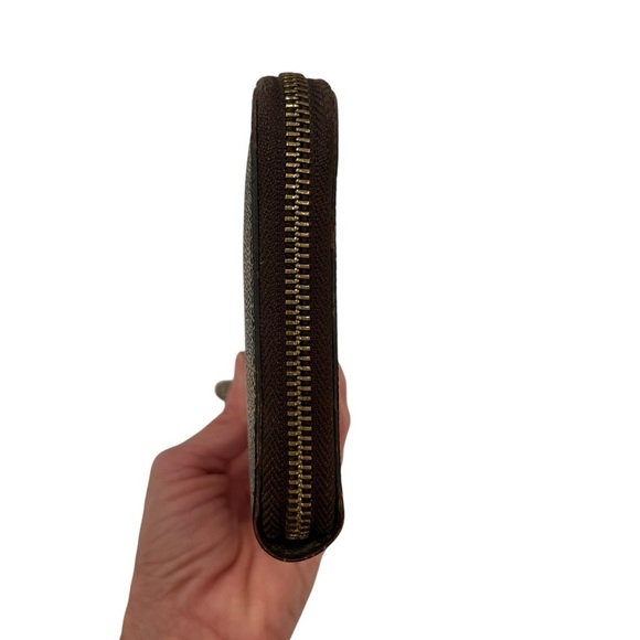 LOUIS VUITTON | Zip Around Organizer | Long Wallet Damier Ebene, Brown | Coated - Picture 4 of 16